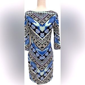 Beige by ECI jersey blue chevron shift dress NWT 4